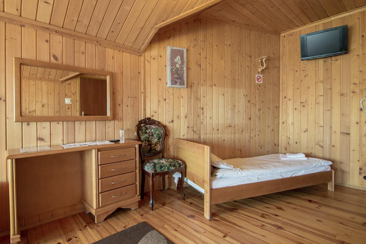 Karczma Pod Topolami Ratowo-Piotrowo Exterior foto